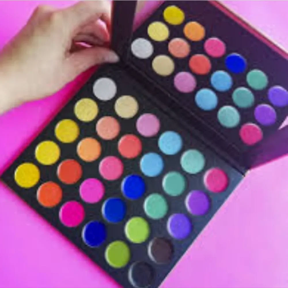 Revolution Beauty Creator Revolution Paint Book‎ Palette